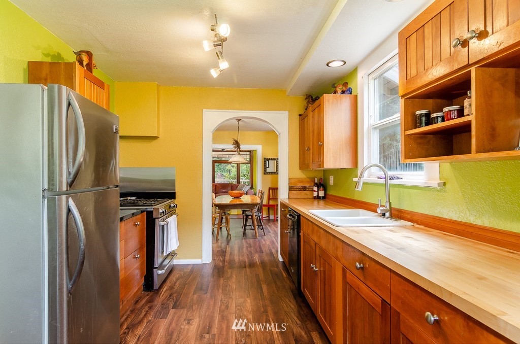 3941 Squalicum Lake Road Bellingham, WA 98226 - Photo 10 of 25 Gallery Image 10