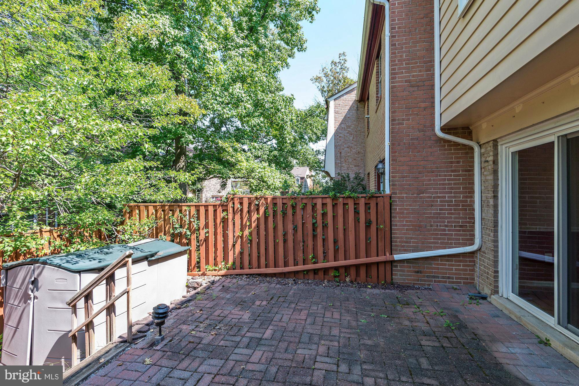 5828 Humblebee Road Columbia, MD 21045 - Photo 16 of 18 Fully Fenced Patio