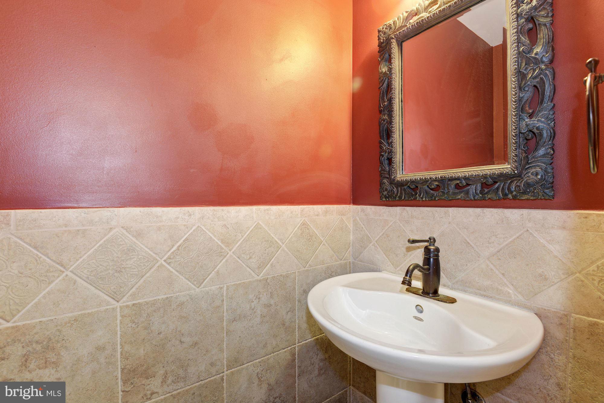 5828 Humblebee Road Columbia, MD 21045 - Photo 9 of 18 Powder Room