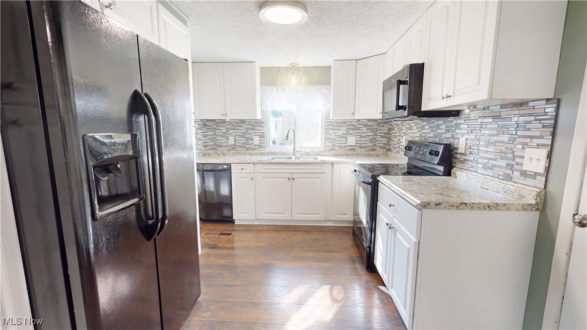 208 Vineyard Road Avon Lake, OH 44012 - Photo 10 of 24 Gallery Image 10