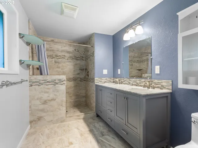 $749,900 | 25404 Northeast 56th Street, Vancouver, WA 98682