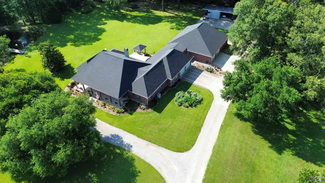 $1,400,000 | 2907 La Highway, St. Francisville, LA 70775