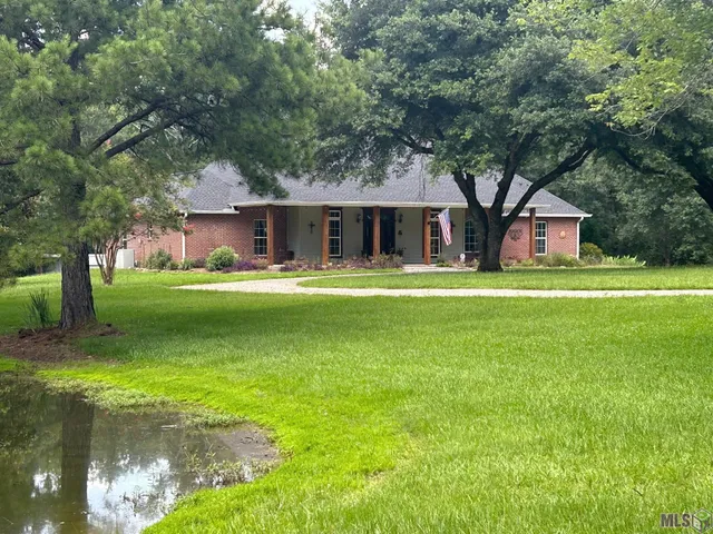 $1,400,000 | 2907 La Highway, St. Francisville, LA 70775