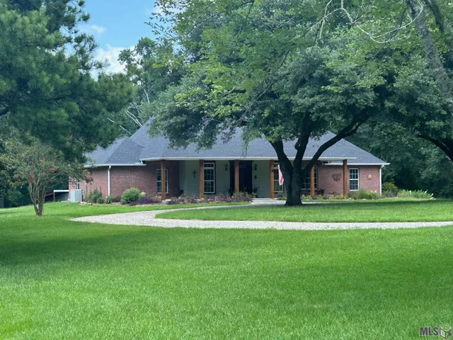 $1,400,000 | 2907 La Highway, St. Francisville, LA 70775