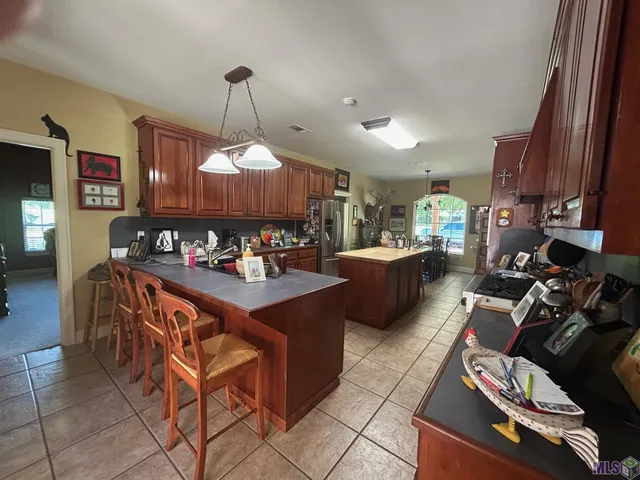 $1,400,000 | 2907 La Highway, St. Francisville, LA 70775