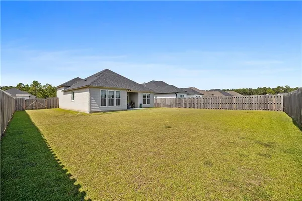 $387,000 | 1525 Audubon Parkway, Madisonville, LA 70447