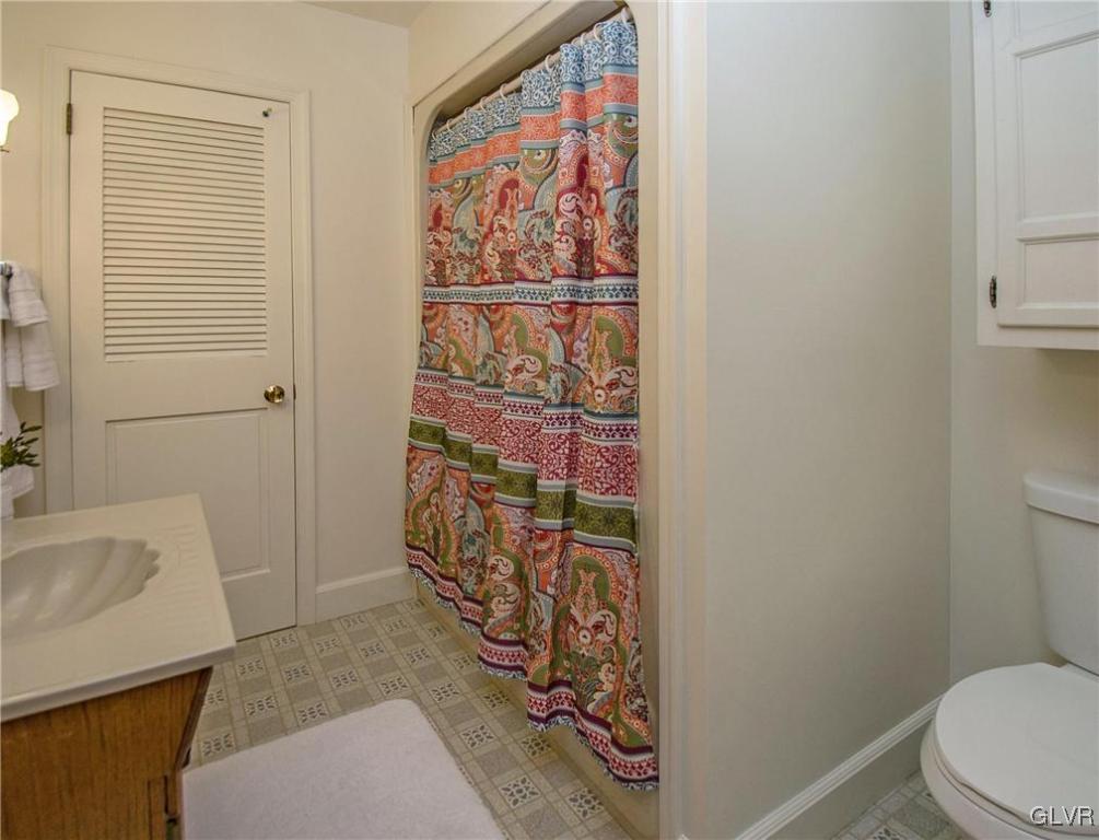 1706 State Road Coopersburg, PA 18036 - Photo 22 of 28 Gallery Image 22