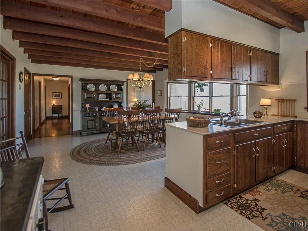 1706 State Road Coopersburg, PA 18036 - Photo 9 of 28 Gallery Image 9