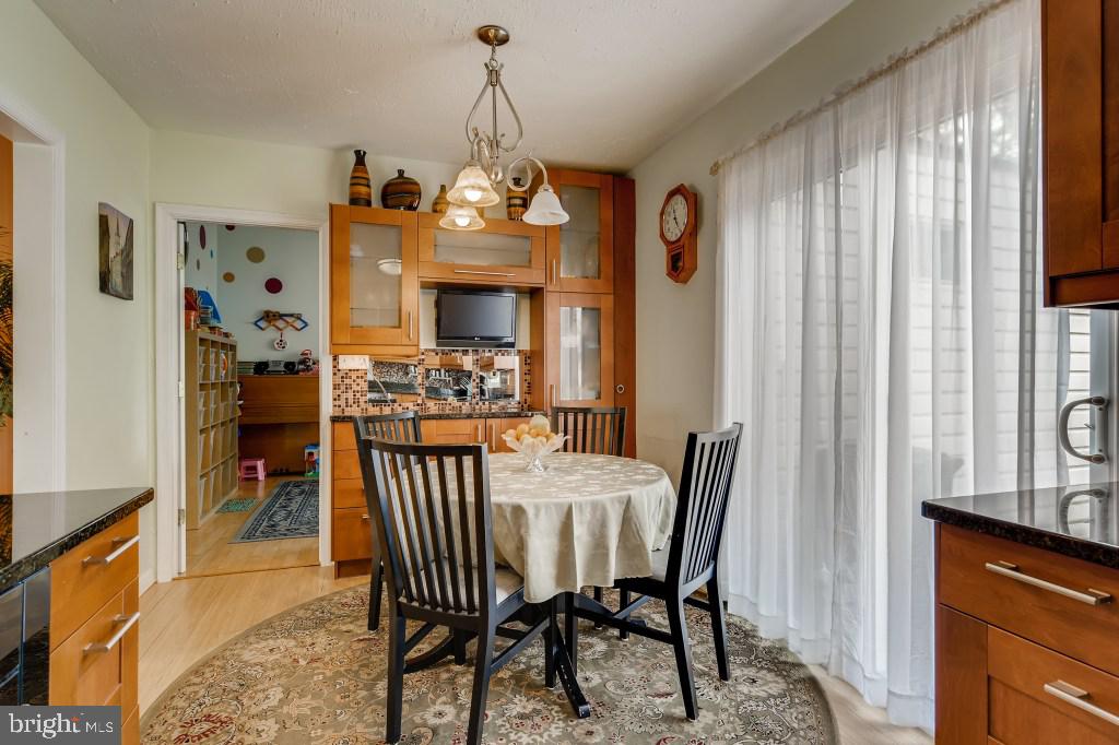 6712 Chippewa Drive Baltimore, MD 21209 - Photo 10 of 27