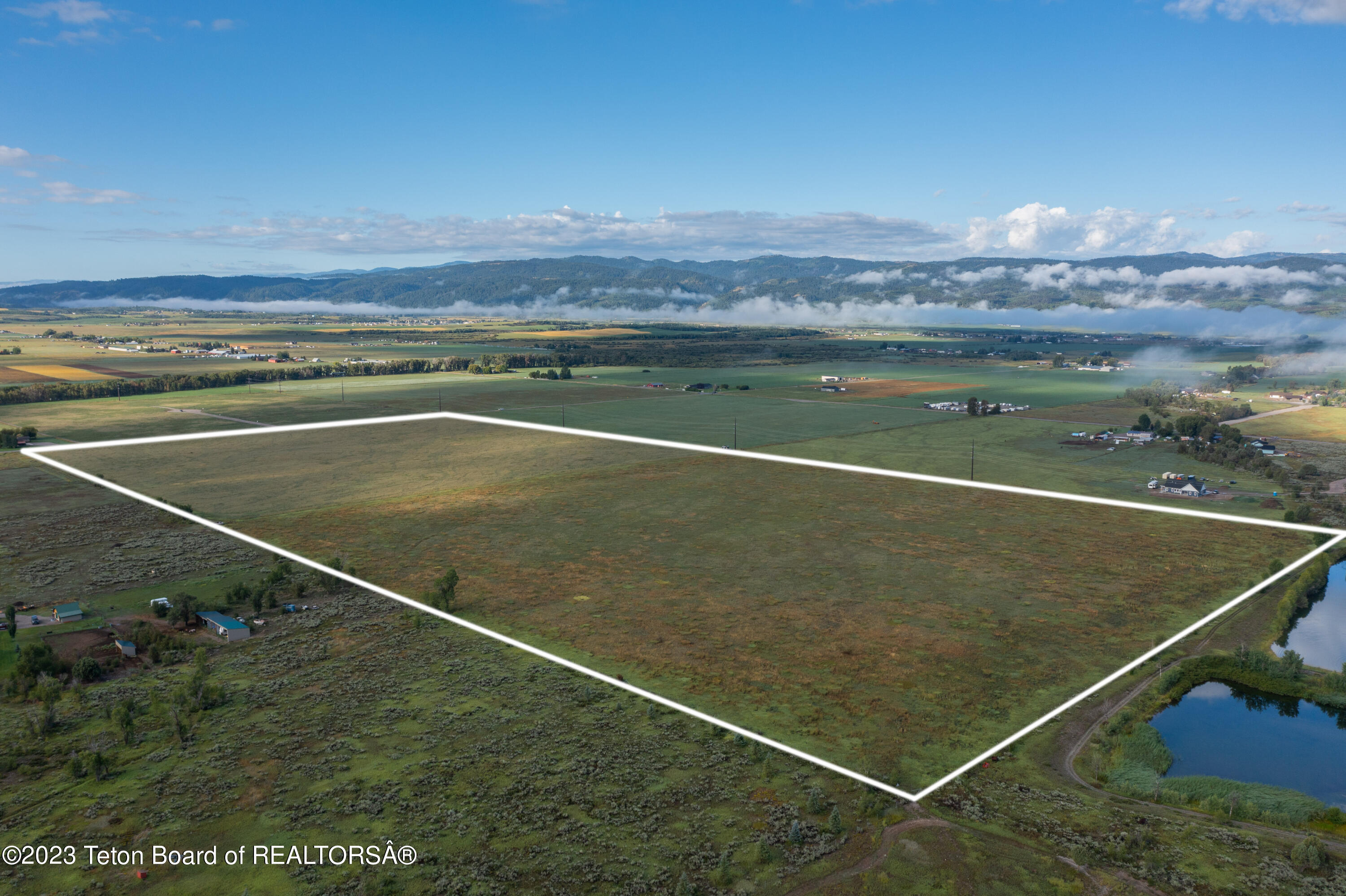 MLS 77 Acre-14