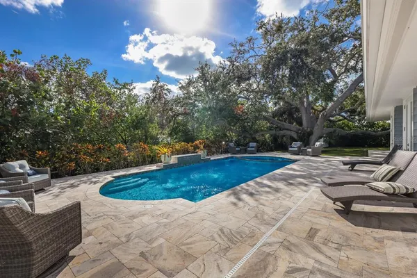 $3,295,000 | 1253 North Basin Lane, Sarasota, FL 34242