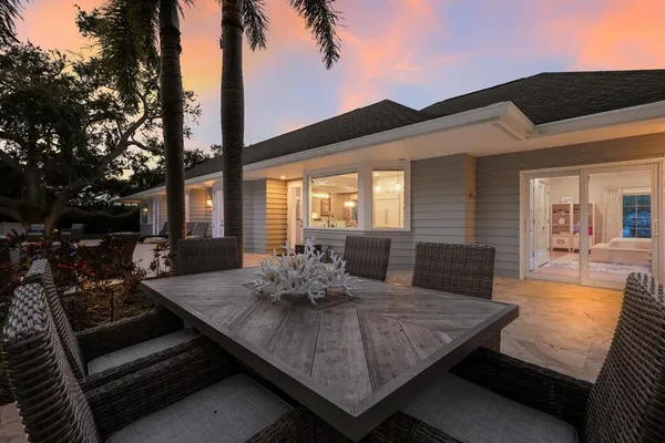 $3,295,000 | 1253 North Basin Lane, Sarasota, FL 34242
