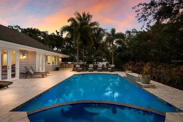 $3,295,000 | 1253 North Basin Lane, Sarasota, FL 34242