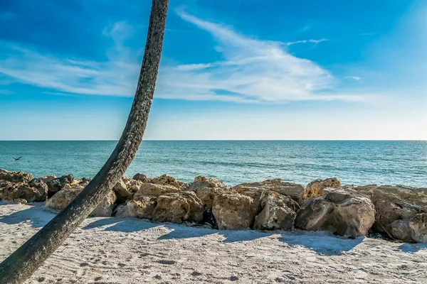$3,295,000 | 1253 North Basin Lane, Sarasota, FL 34242