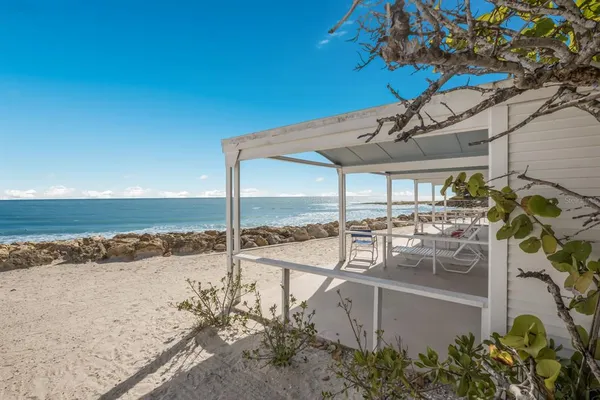 $3,295,000 | 1253 North Basin Lane, Sarasota, FL 34242