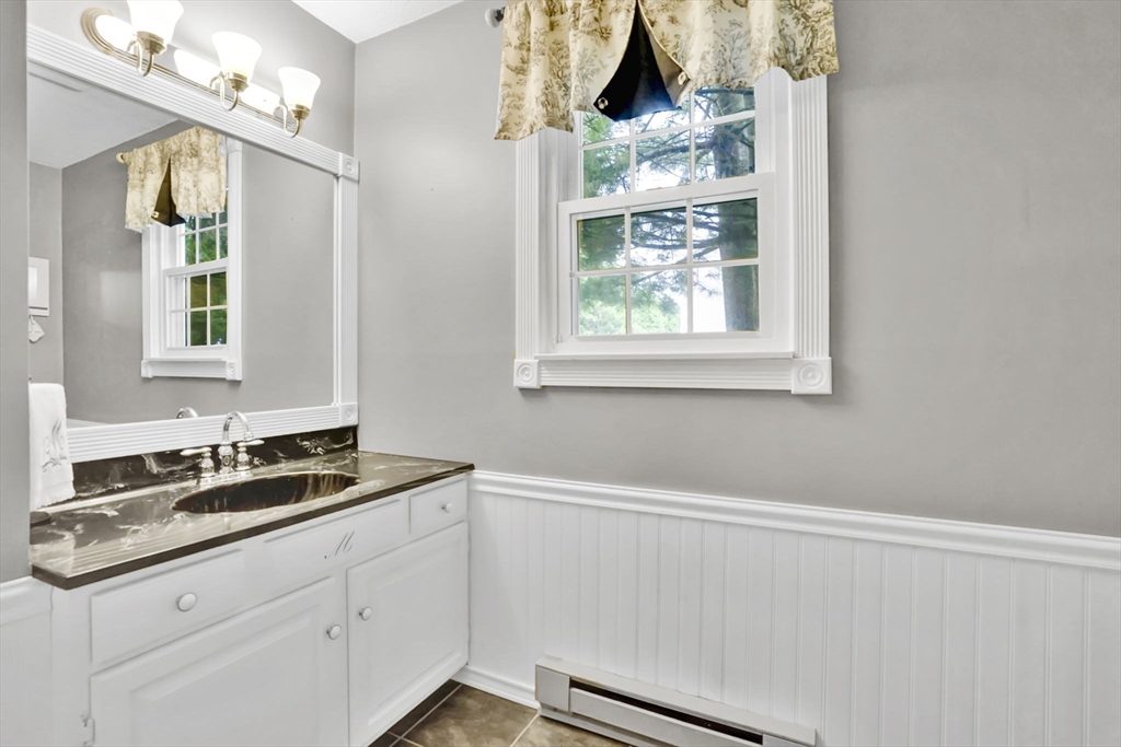 6 Tardy Road Chicopee, MA 01020 - Photo 26 of 40