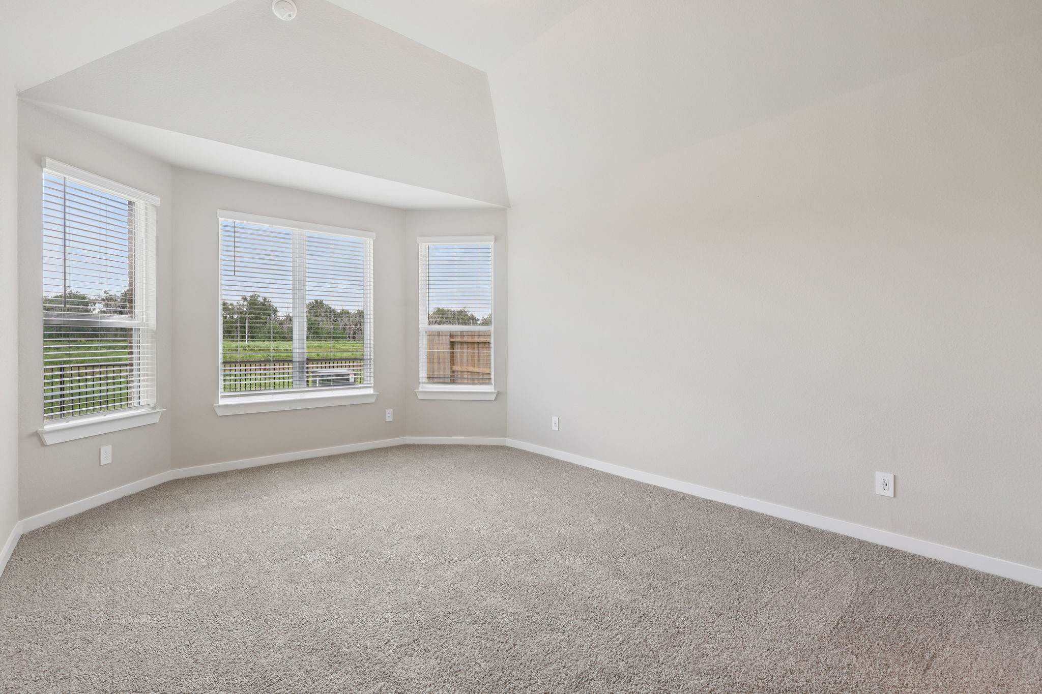 2706 Chancellor Rosenberg, TX 77471 - Photo 8 of 20 Photo is not of the actual home, but is an inspirational photo of builder’s model home and may depict options, furnishings, and/or decorator features that are not included