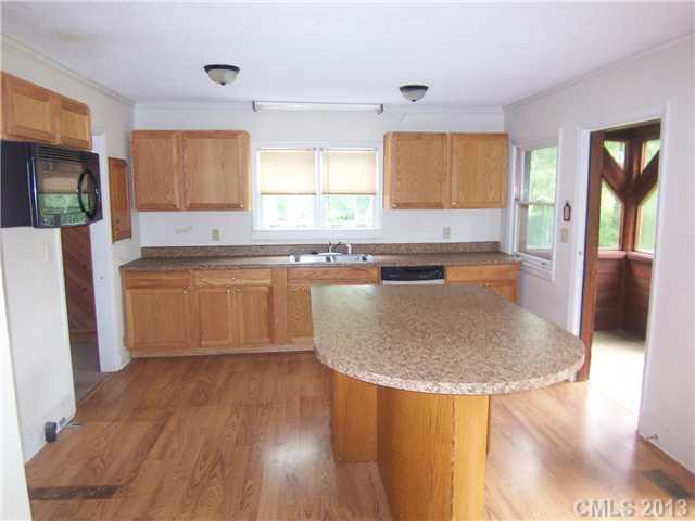 7517 Virginia Street Denver, NC 28037 - Photo 4 of 9