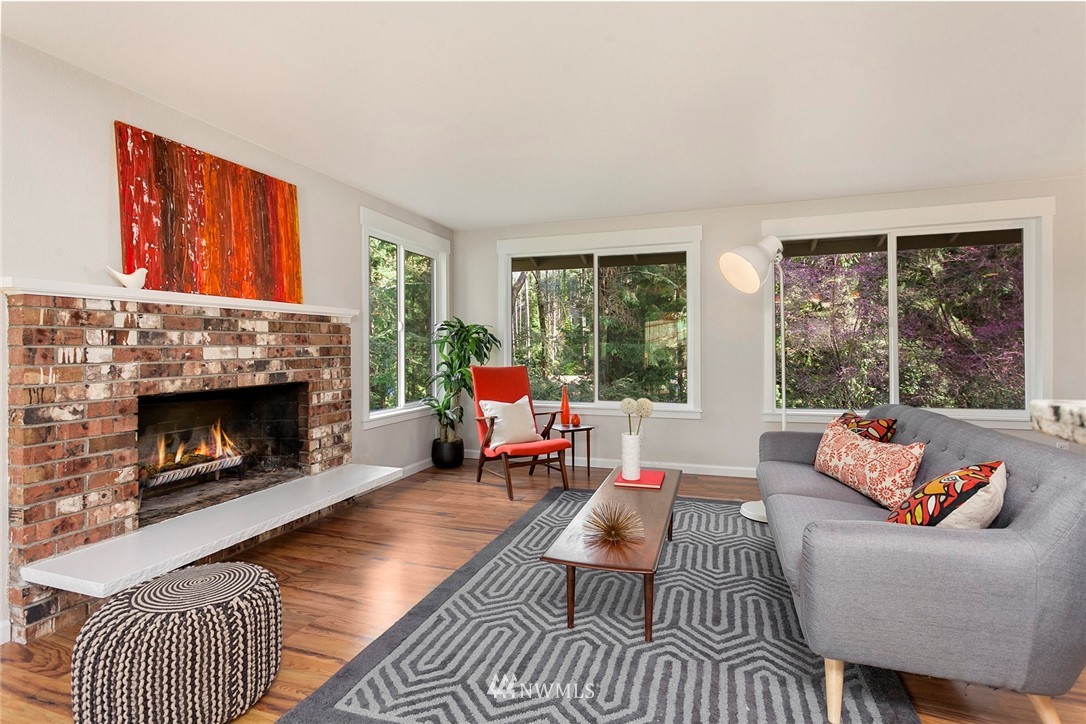 6920 Meadowdale Beach Road Edmonds, WA 98026 - Photo 2 of 23 Gallery Image 2