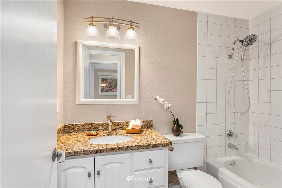 6920 Meadowdale Beach Road Edmonds, WA 98026 - Photo 11 of 23 Gallery Image 11