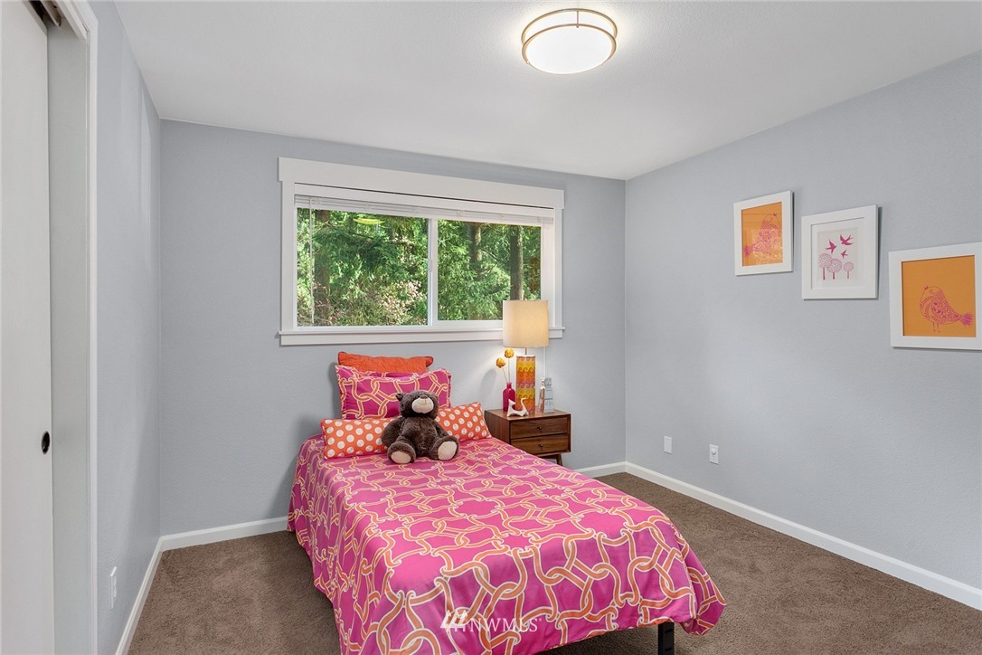 6920 Meadowdale Beach Road Edmonds, WA 98026 - Photo 12 of 23 Gallery Image 12