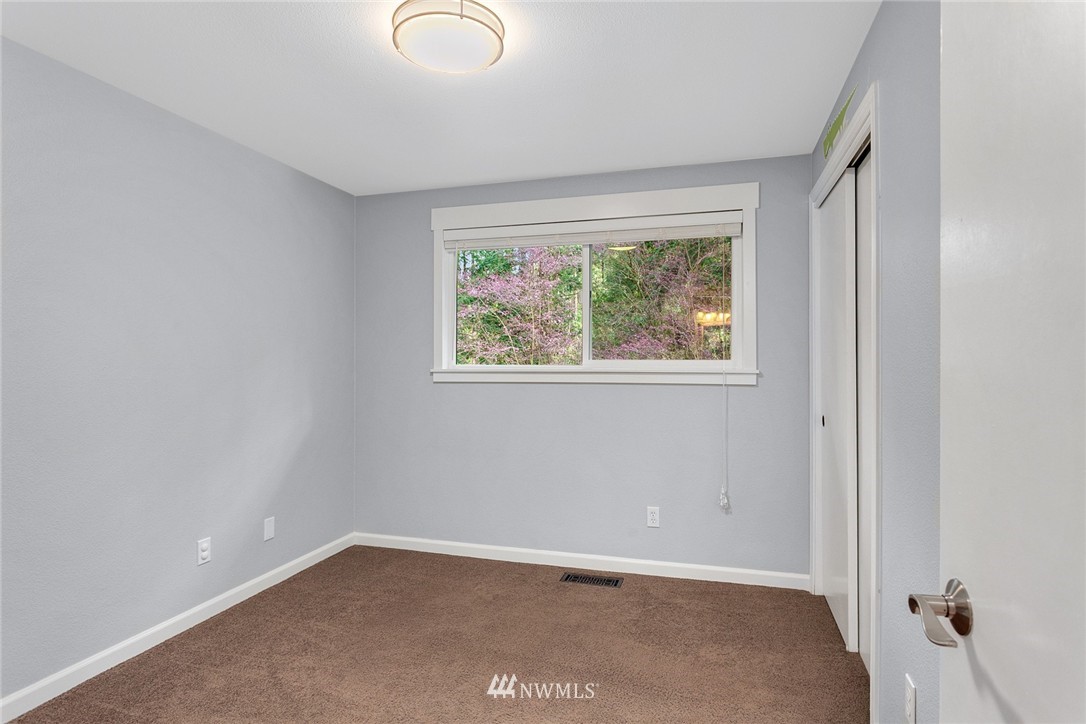 6920 Meadowdale Beach Road Edmonds, WA 98026 - Photo 13 of 23 Gallery Image 13