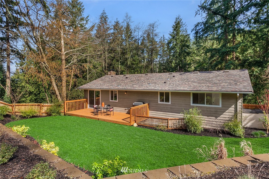 6920 Meadowdale Beach Road Edmonds, WA 98026 - Photo 21 of 23 Gallery Image 21