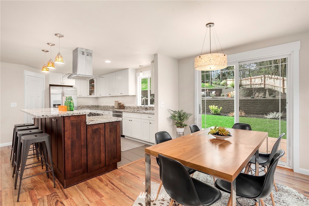 6920 Meadowdale Beach Road Edmonds, WA 98026 - Photo 4 of 23 Gallery Image 4
