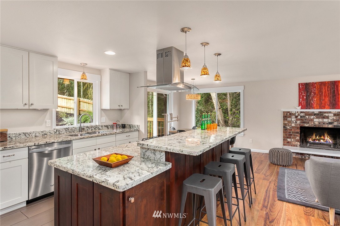 6920 Meadowdale Beach Road Edmonds, WA 98026 - Photo 8 of 23 Gallery Image 8