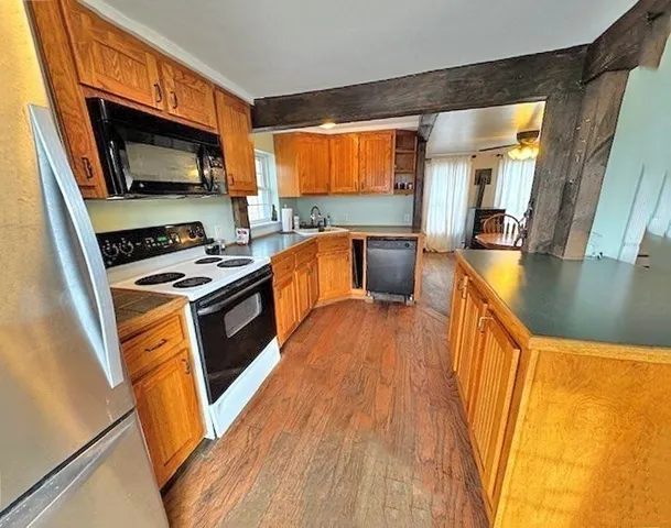 $385,000 | 408 Northeast Main Street, Douglas, MA 01516