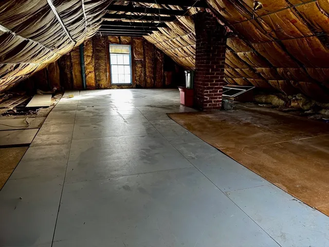 $385,000 | 408 Northeast Main Street, Douglas, MA 01516