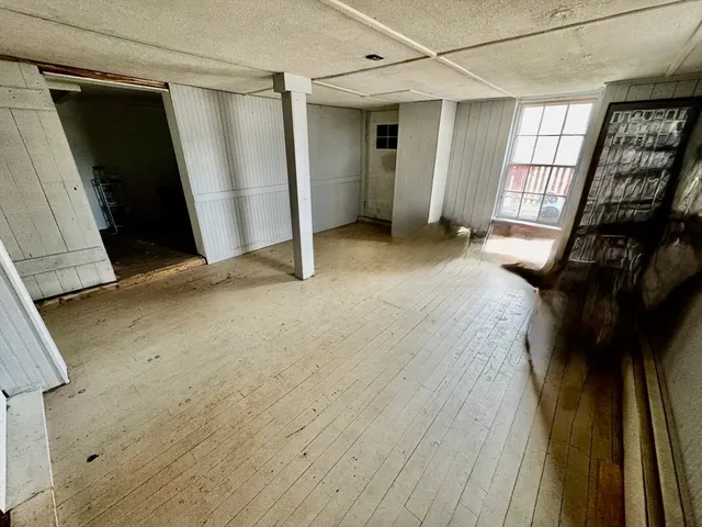 $385,000 | 408 Northeast Main Street, Douglas, MA 01516