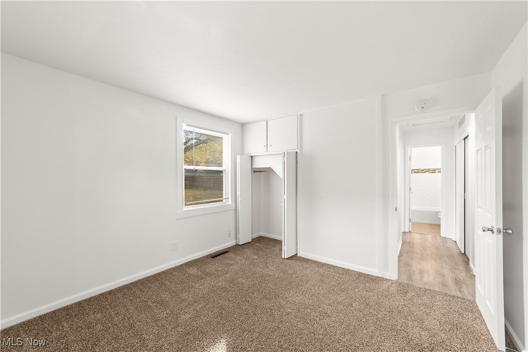 4995 Marigold Road Mentor, OH 44060 - Photo 18 of 33 Bedroom with Neutrally Painted Walls & Fresh Carpeting