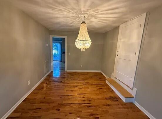 2 Tabby Lane Isle of Palms, SC 29451 - Photo 7 of 32 Dining