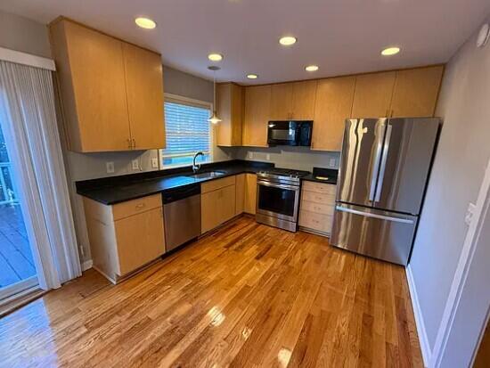 2 Tabby Lane Isle of Palms, SC 29451 - Photo 8 of 32 Kitchen