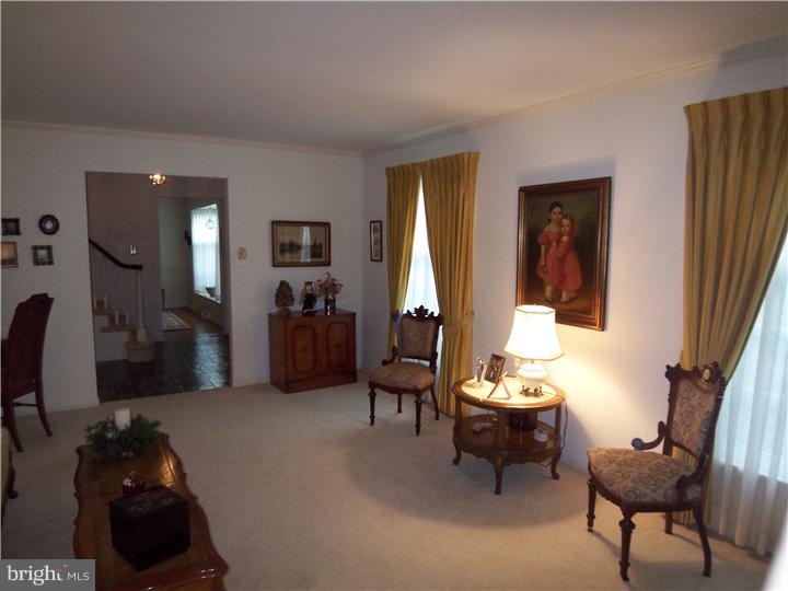 708 Pheasant Run Road West Chester, PA 19382 - Photo 4 of 25 Living Room