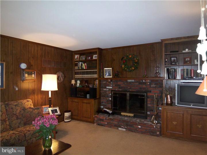 708 Pheasant Run Road West Chester, PA 19382 - Photo 8 of 25 Family Room