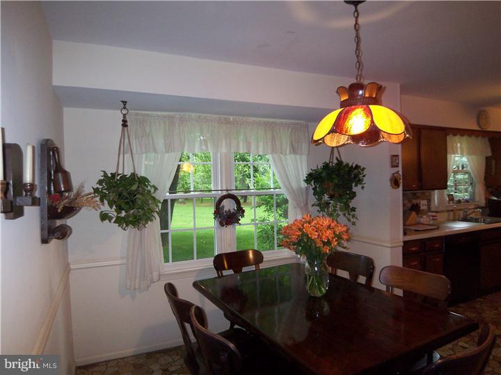 708 Pheasant Run Road West Chester, PA 19382 - Photo 10 of 25 Breakfast Room