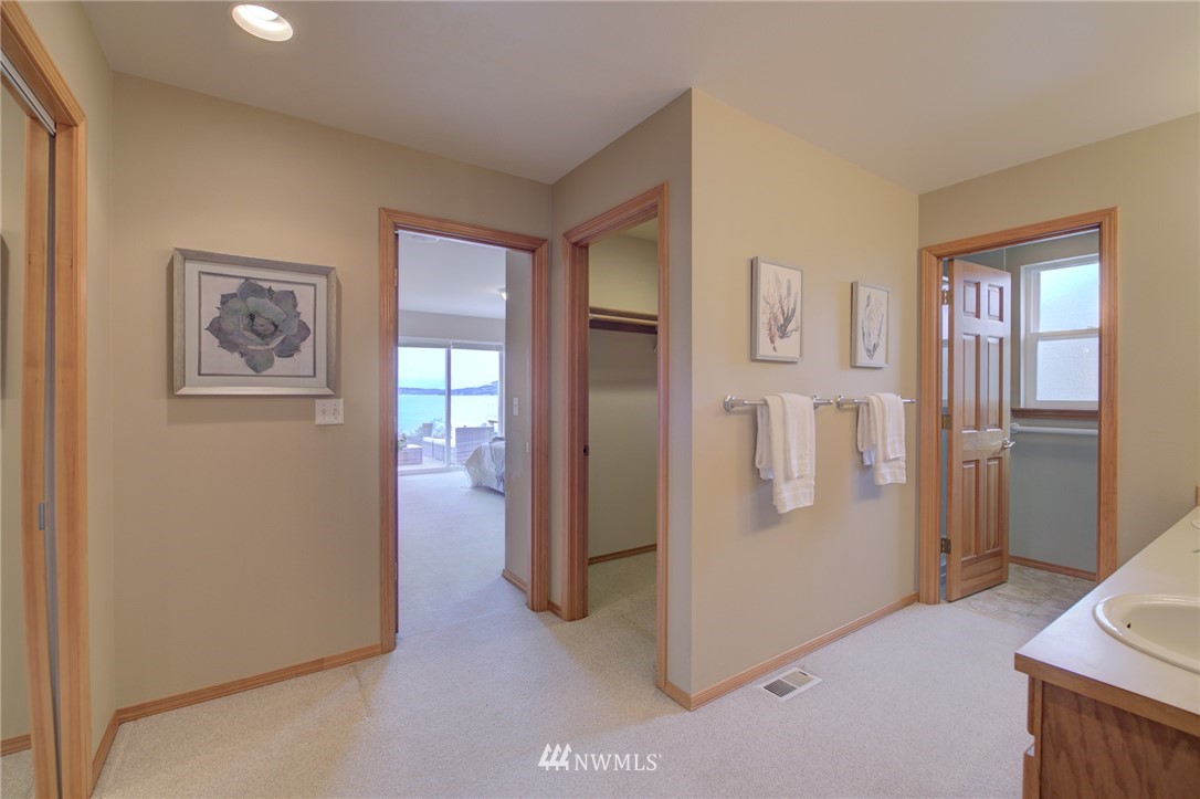 17150 Talbot Road Edmonds, WA 98026 - Photo 14 of 25