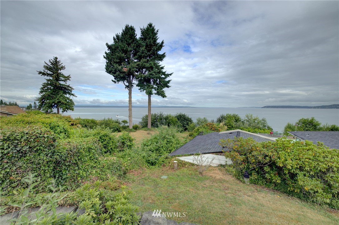 17150 Talbot Road Edmonds, WA 98026 - Photo 22 of 25