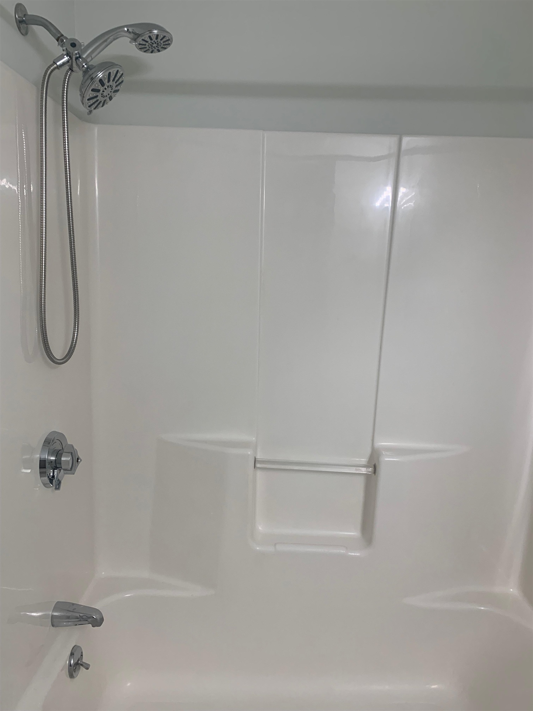 96 River Road, Unit 302 Manchester, NH 03104 - Photo 12 of 37 Gallery Image 12