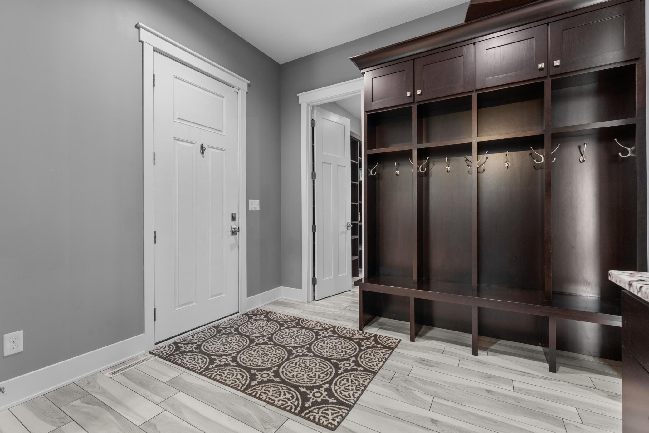 5403 Cherry Woods Lane Southwest Rochester, MN 55902 - Photo 25 of 84