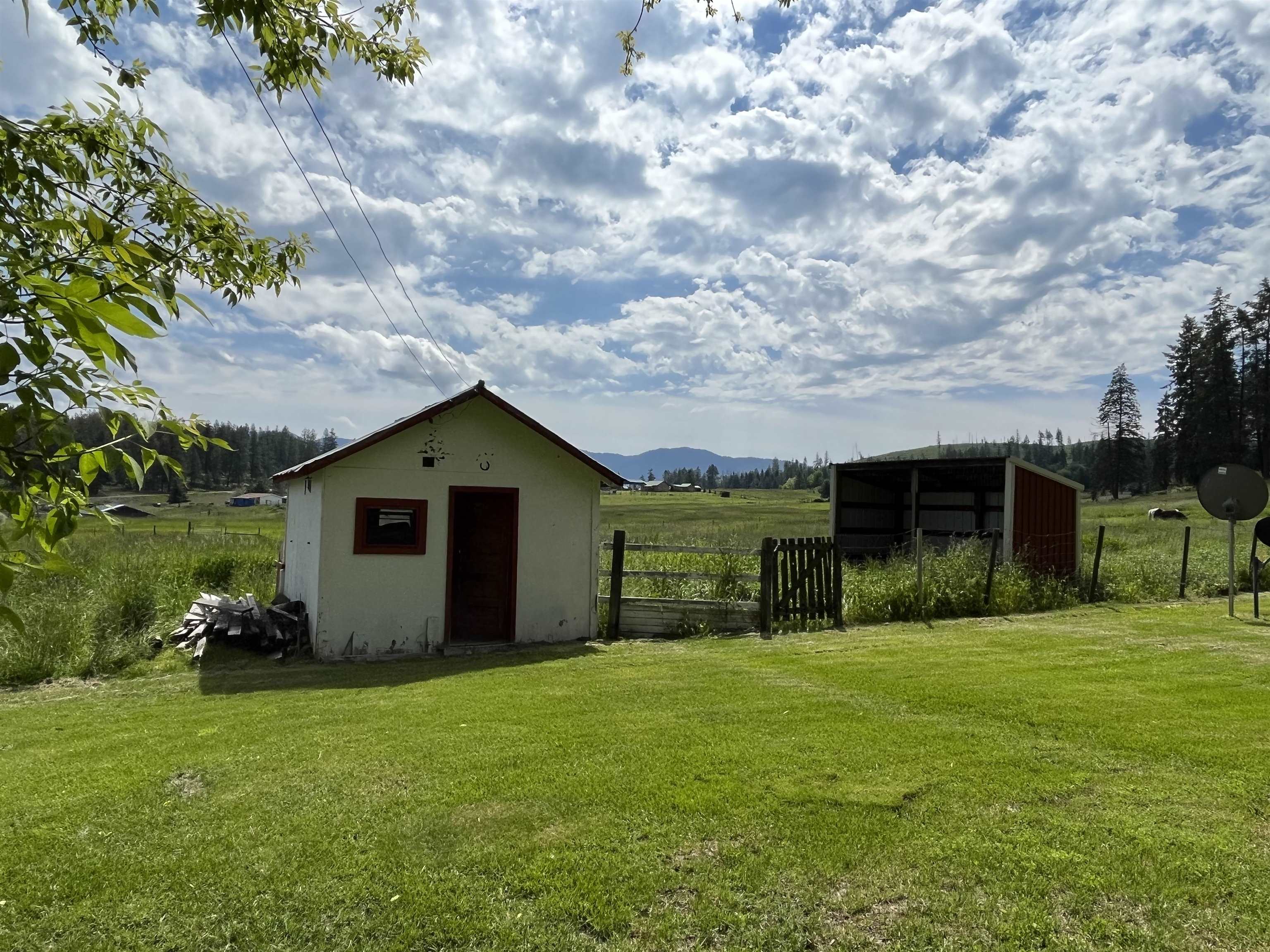 968 Philpott Road Colville, WA 99114 - Photo 11 of 26