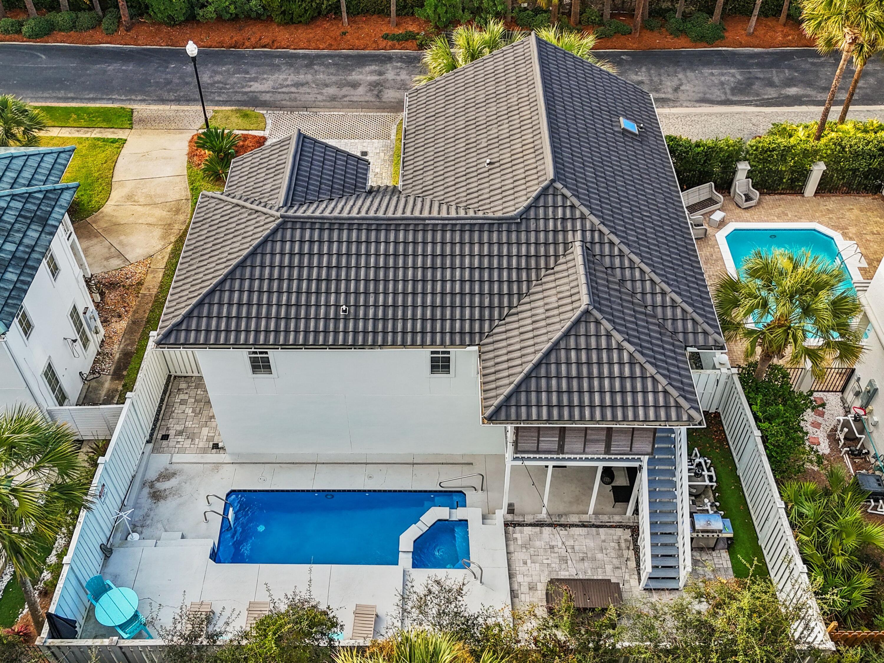 41 Longue Vue Drive Inlet Beach, FL 32461 - Photo 46 of 50 a view of balcony with furniture