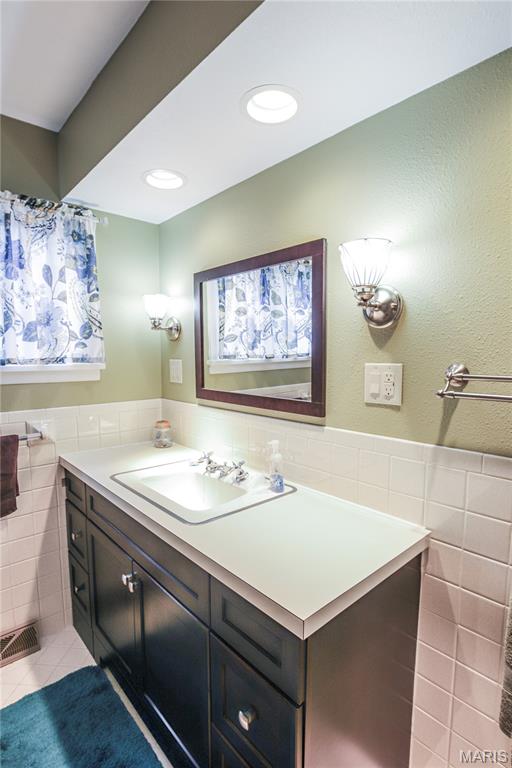 612 Crestview Sullivan, MO 63080 - Photo 15 of 24