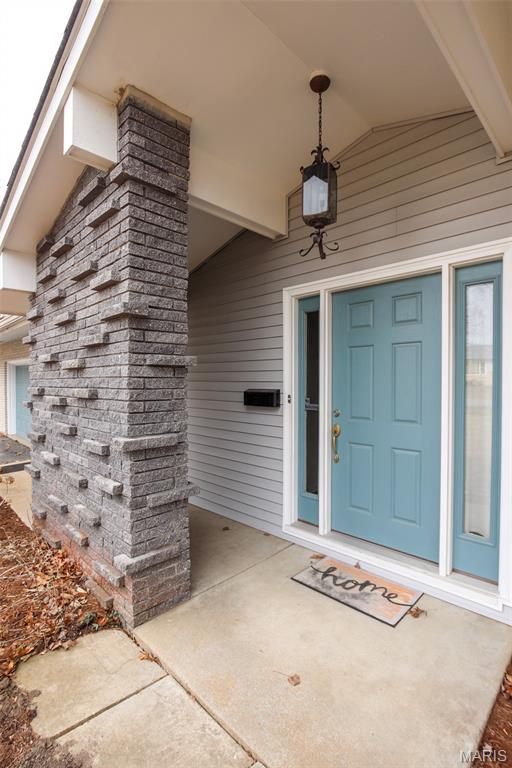 612 Crestview Sullivan, MO 63080 - Photo 2 of 24