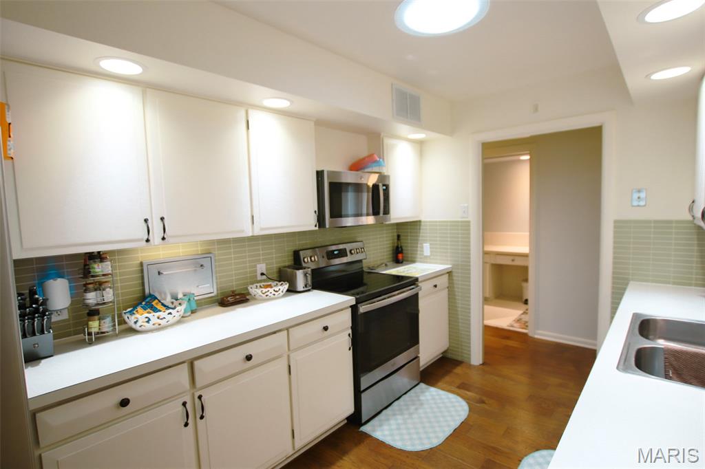 612 Crestview Sullivan, MO 63080 - Photo 8 of 24