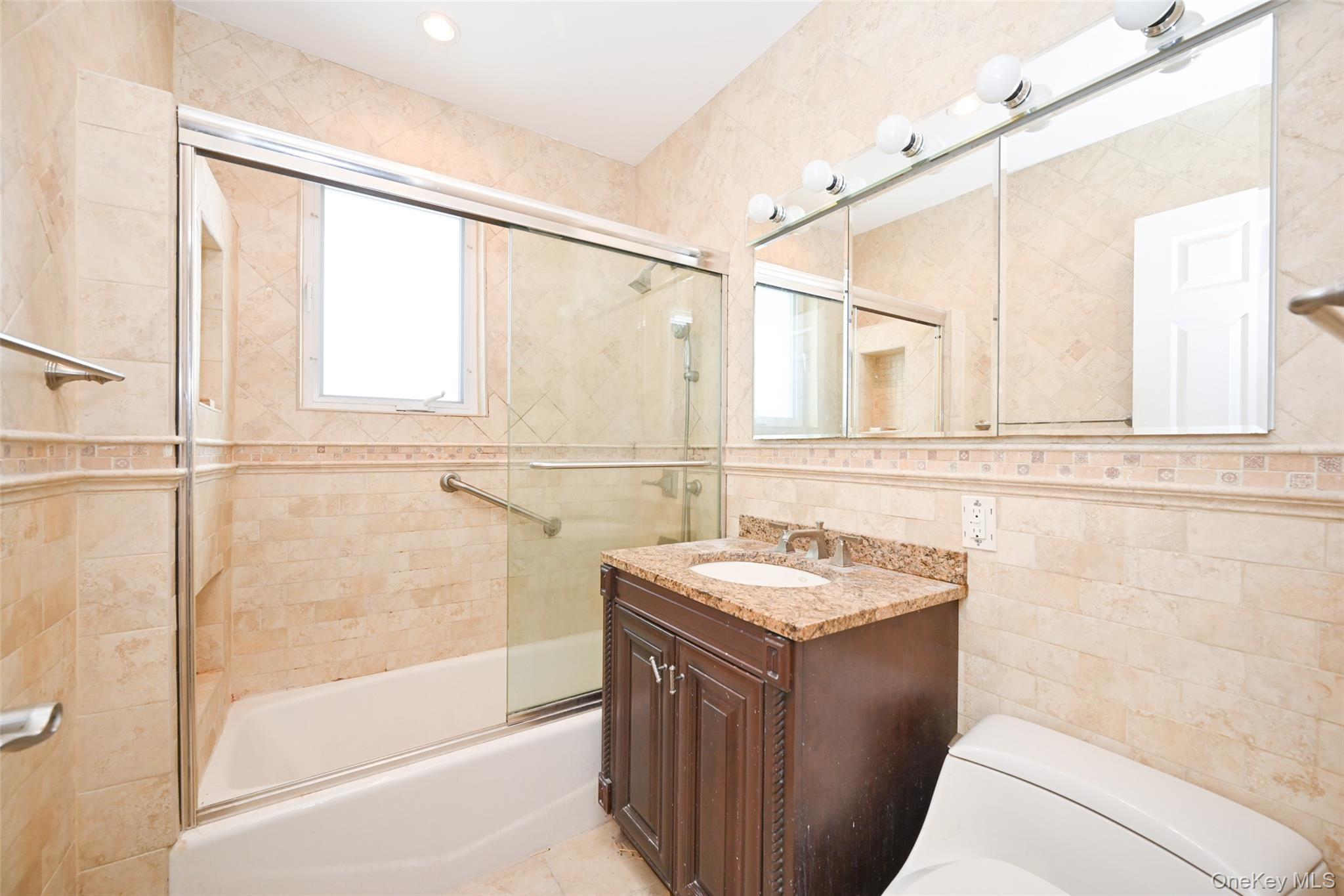 75-05 168th Street Queens, NY 11366 - Photo 14 of 24