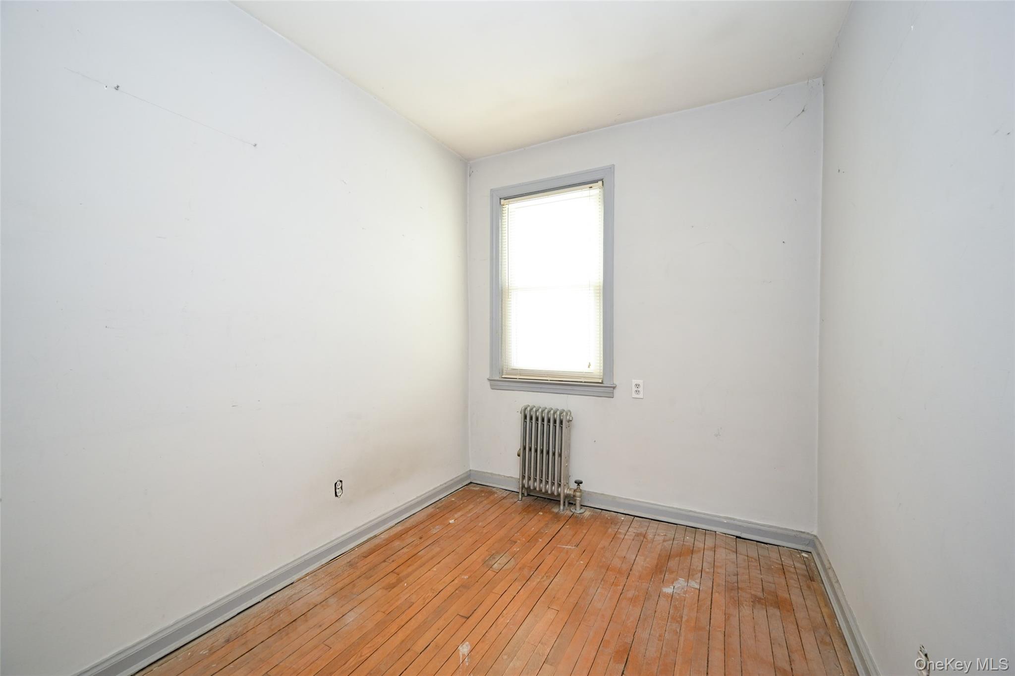 75-05 168th Street Queens, NY 11366 - Photo 19 of 24