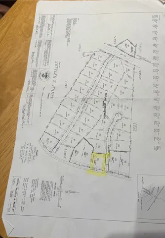 a view of parking area